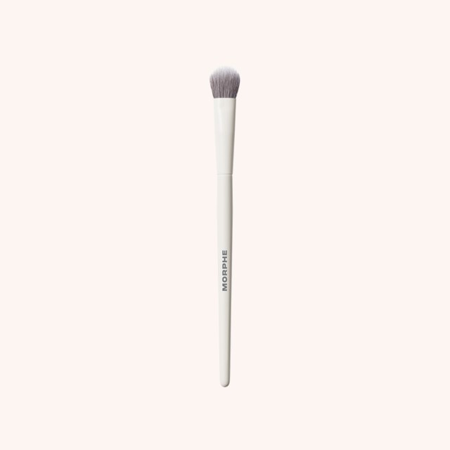 M131 Rounded Paddle Concealer Brush