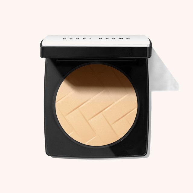 Vitamin Enriched Pressed Powder Neutral
