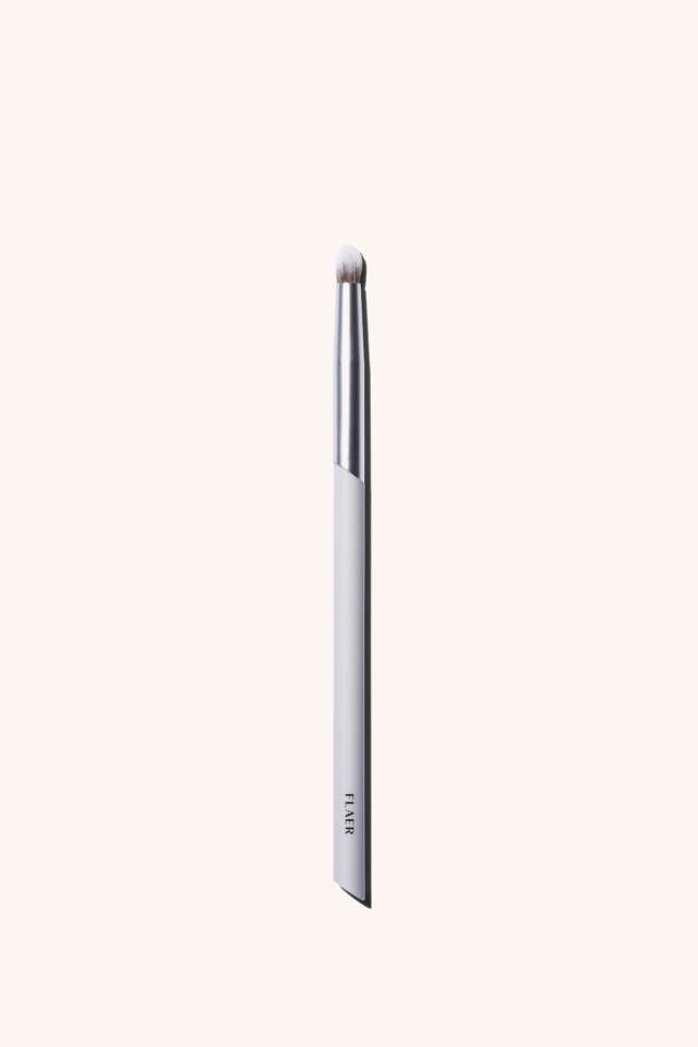 403 Smokey Eyeshadow Brush 403 Smokey Eyeshadow Brush
